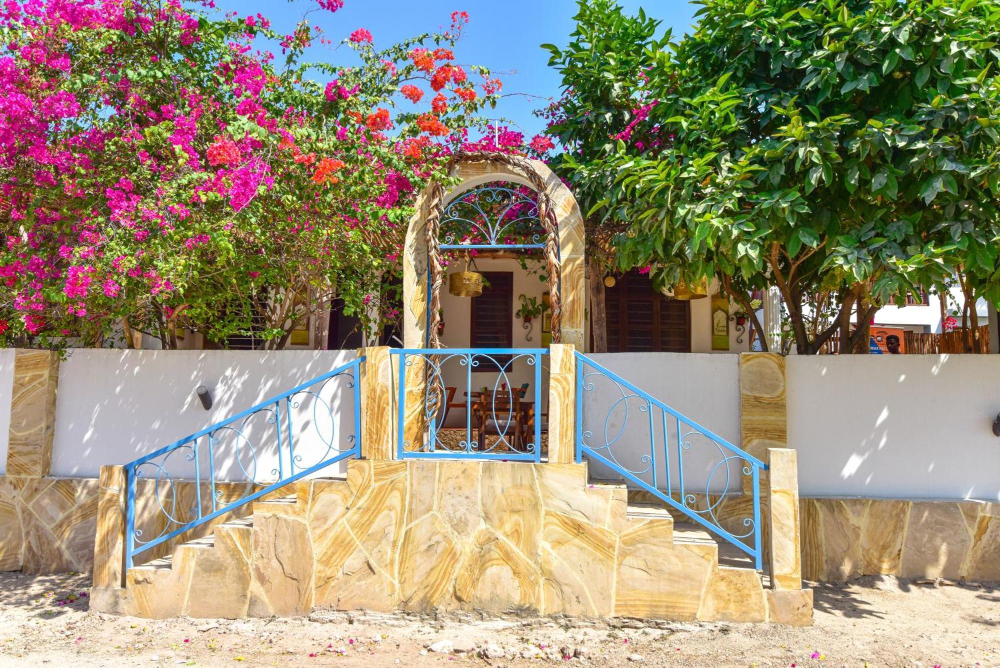 Bed and Breakfast Barabara House Jambiani  Esterno foto
