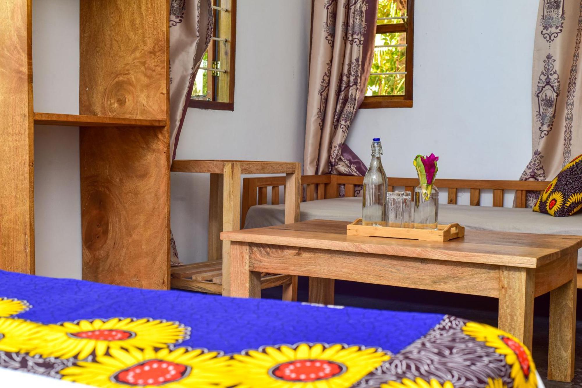Bed and Breakfast Barabara House Jambiani  Esterno foto